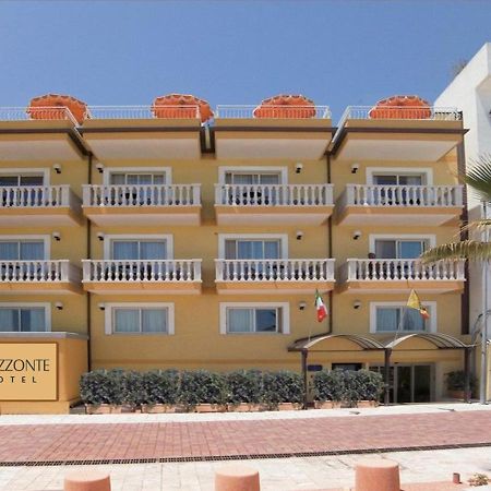 Hotel Orizzonte Letojanni Kültér fotó