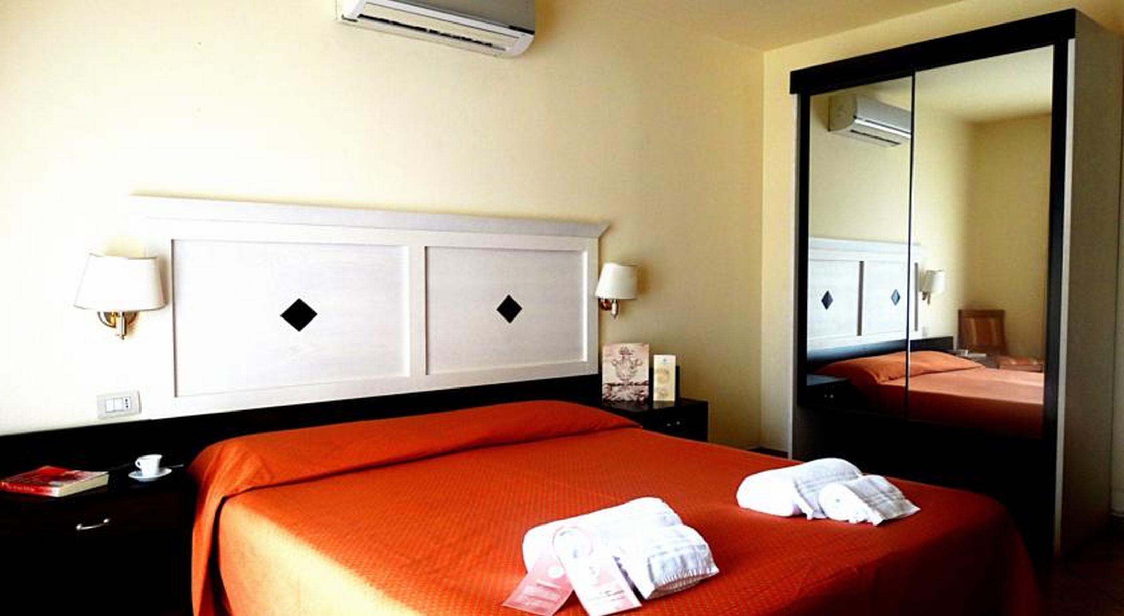 Hotel Orizzonte Letojanni Kültér fotó
