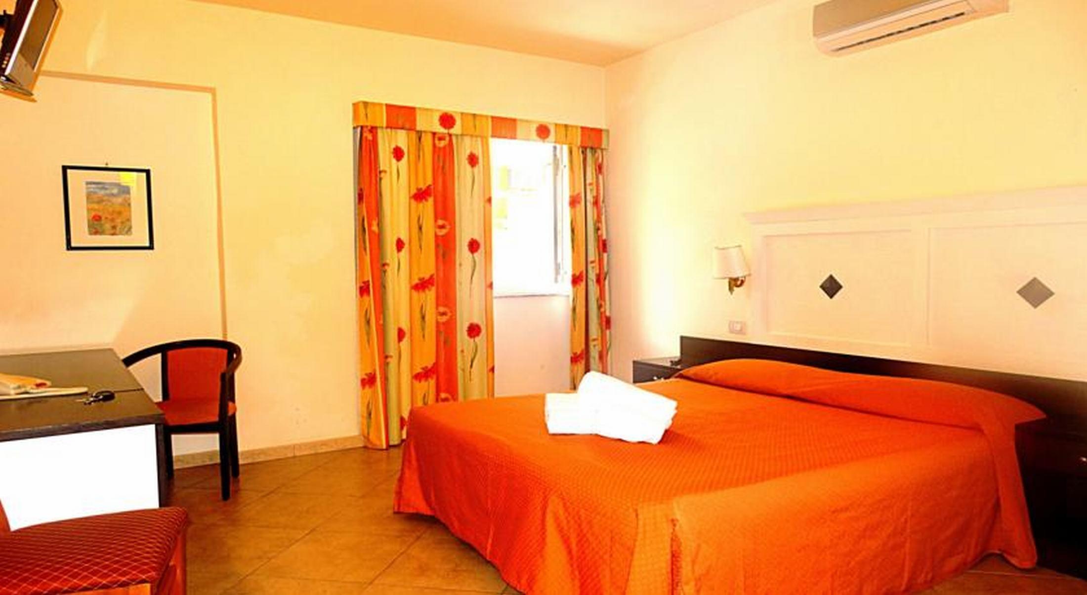 Hotel Orizzonte Letojanni Kültér fotó