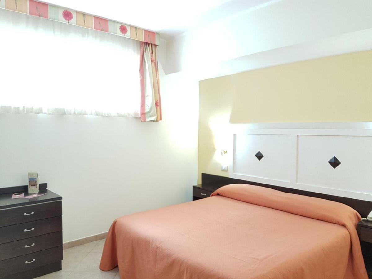 Hotel Orizzonte Letojanni Kültér fotó